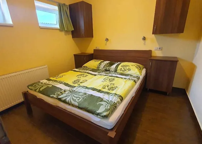 In - Balaton 19745 *