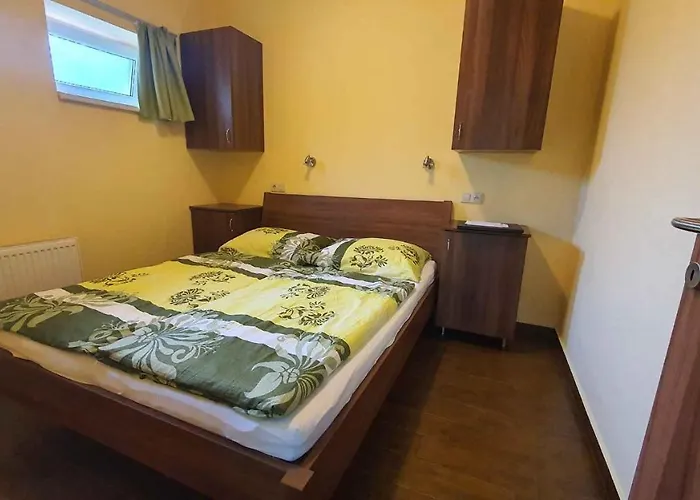 In - Balaton 19745 公寓 *